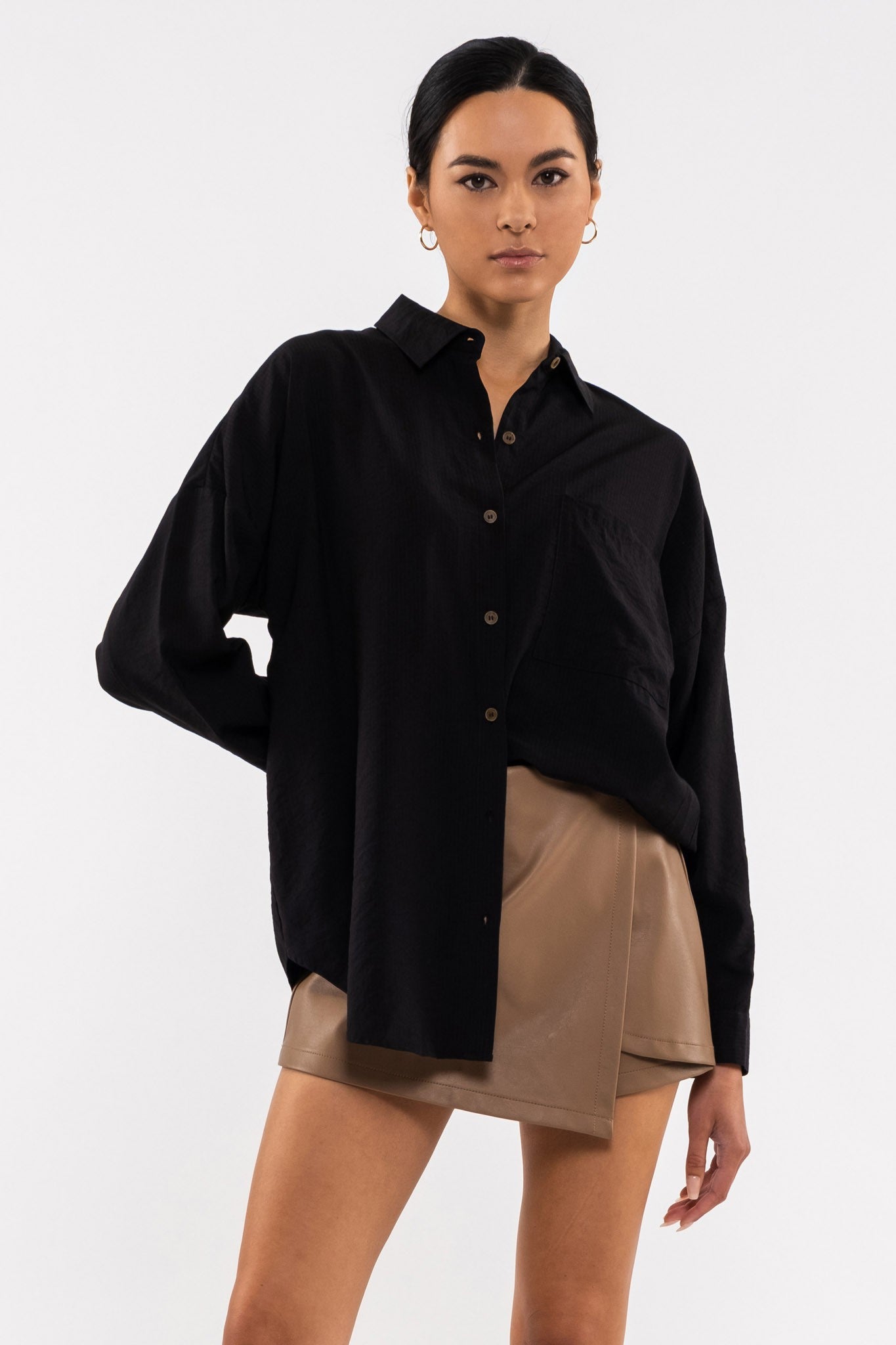 COLLARD BUTTON DOWN